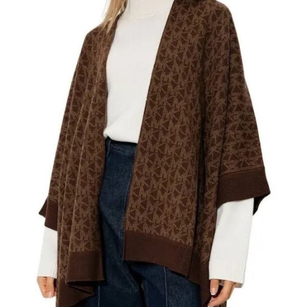 NWOT Michael Kors Women’s Logo Jacquard Poncho